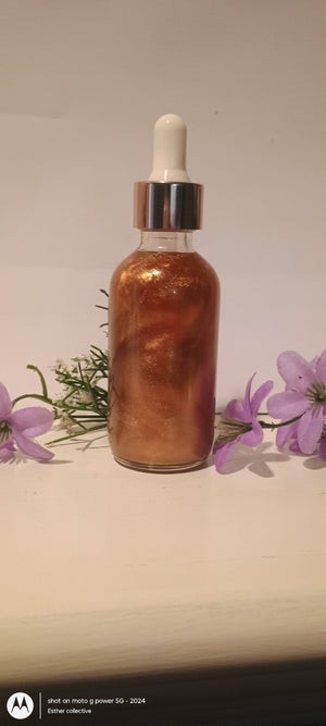 Vanilla Musk Cashmere Shimmering Body Oil by Esther Collective store