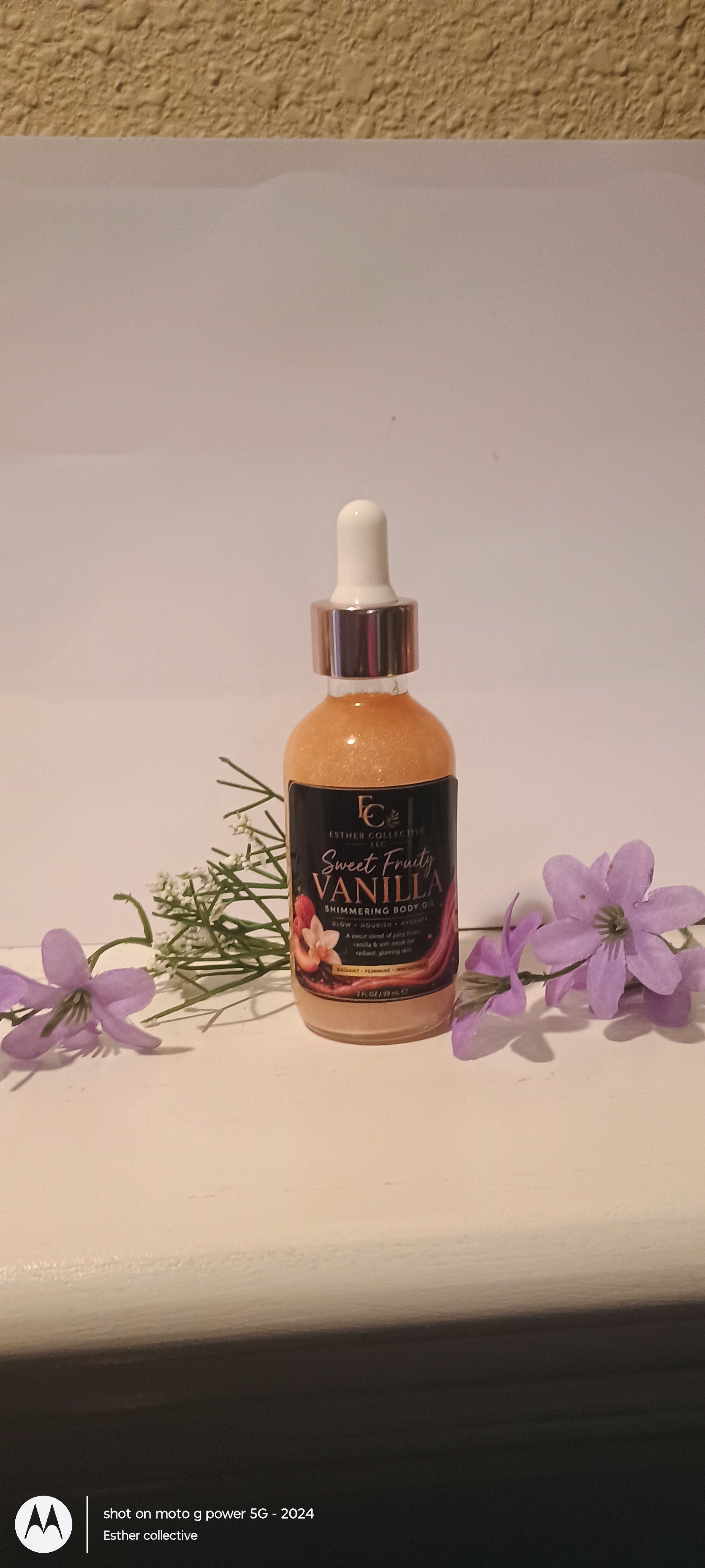 Sweet Fruity Vanilla Shimmering Body Oil by Esther Collective store