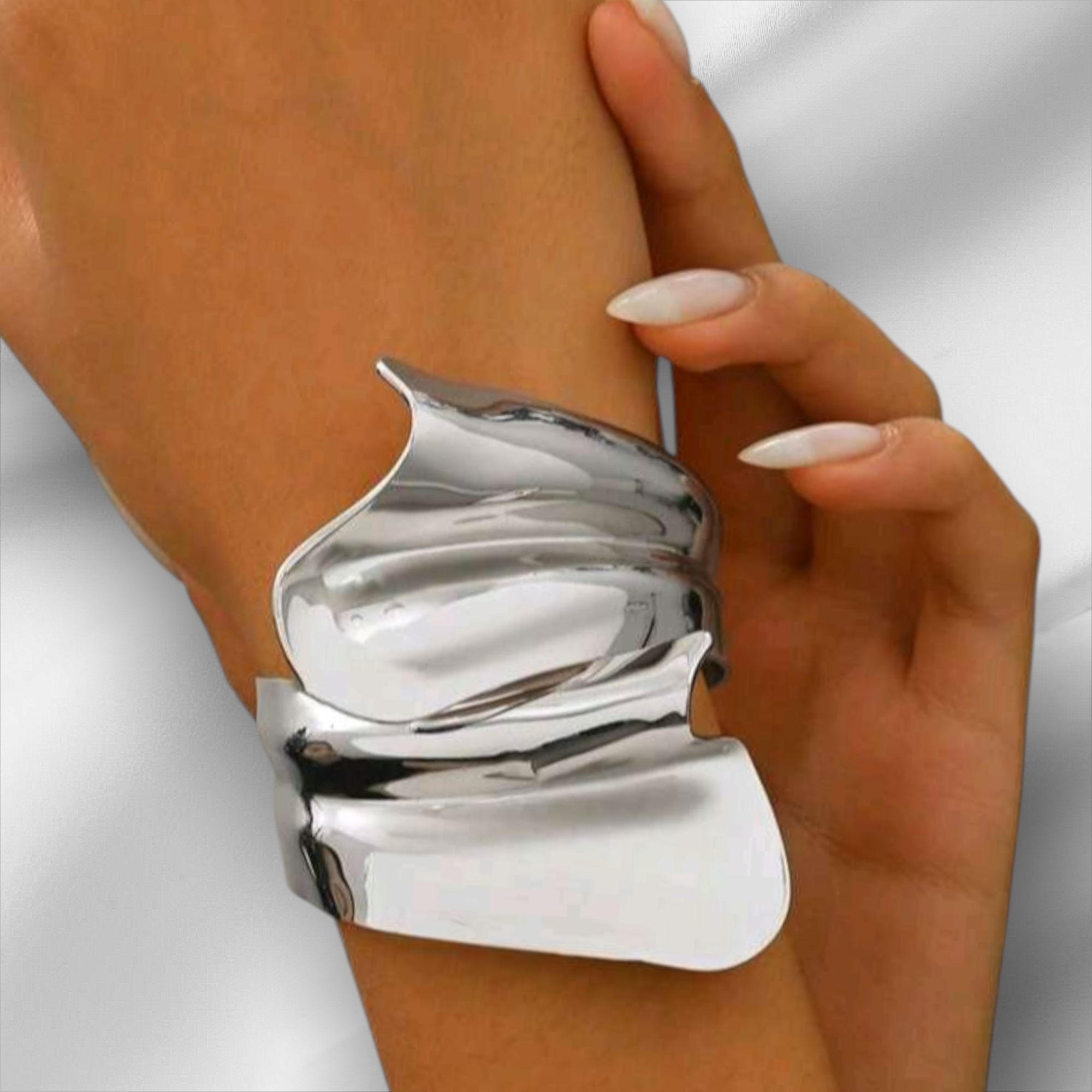 Luxury Silver Asymmetrical Ribbon Cuff Bracelet – Sculpted Statement Jewelry for Women